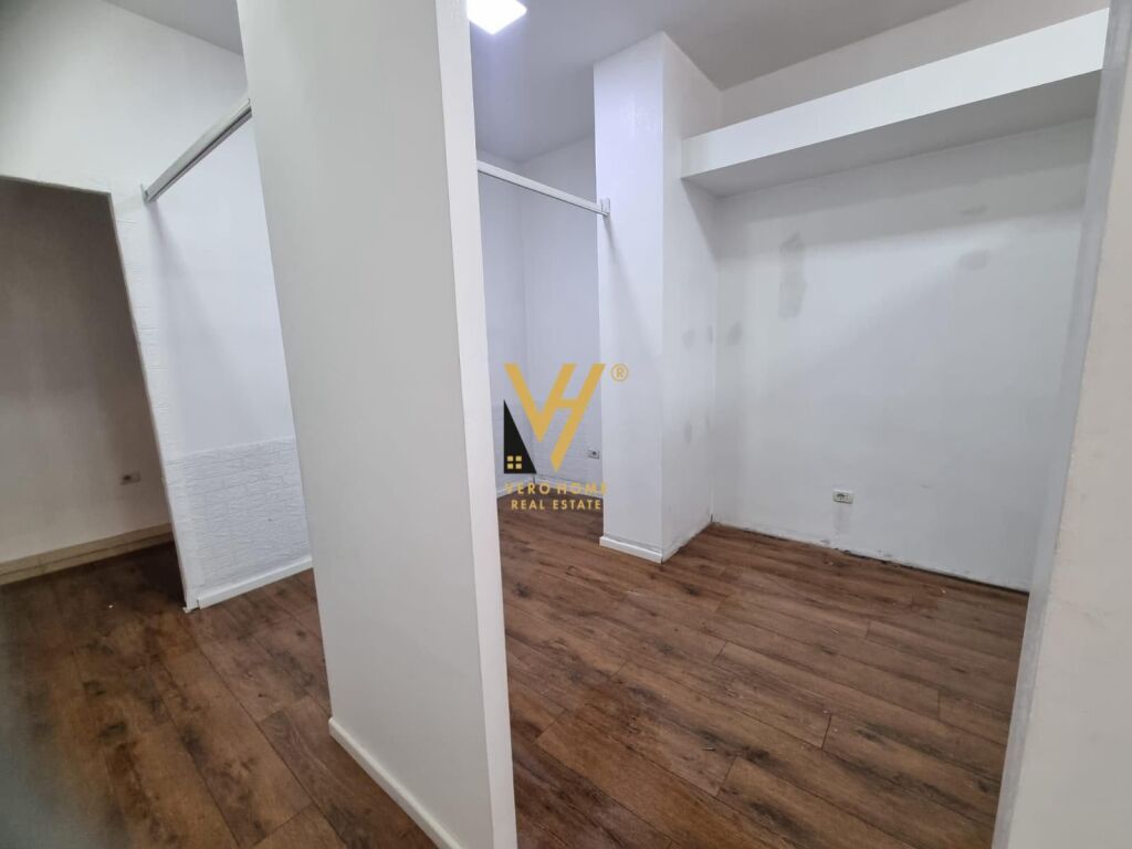 BUSINESS PREMISES 50 M2 FOR RENT IN MYSLYM SHYR 60,000 LEKE