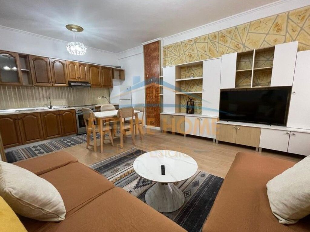 Shitet, Apartament 2+1+2, Kodra Diellit, Tiranë.