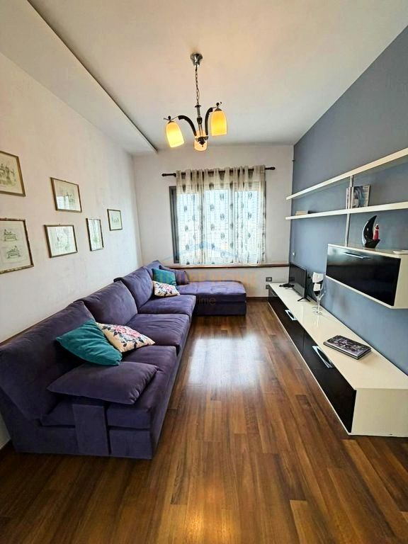 Rent, Apartment 2+1, New Bazaar, Tirana