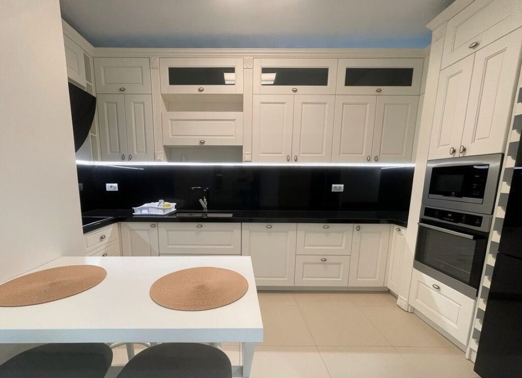 📌Jepet me qira apartament 3+1+2 tek Ambasador 2, pranë Liqenit Artificial