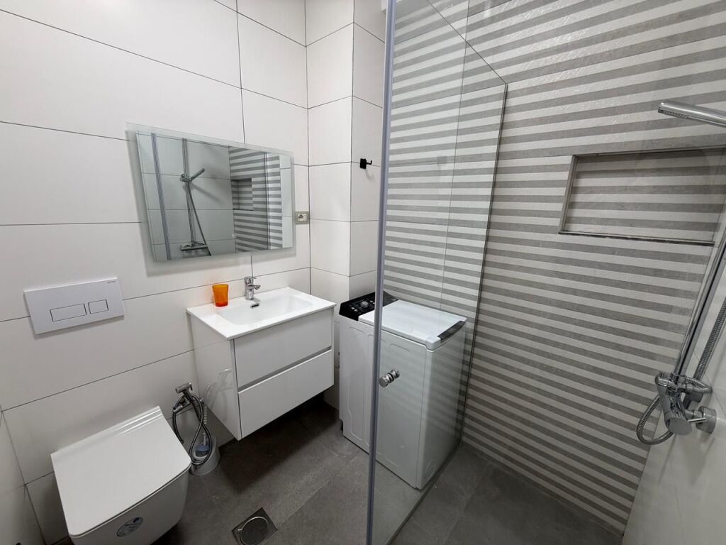 APARTMENT 1+1 FOR RENT, NEAR PAZARI I RI, TIRANA!
