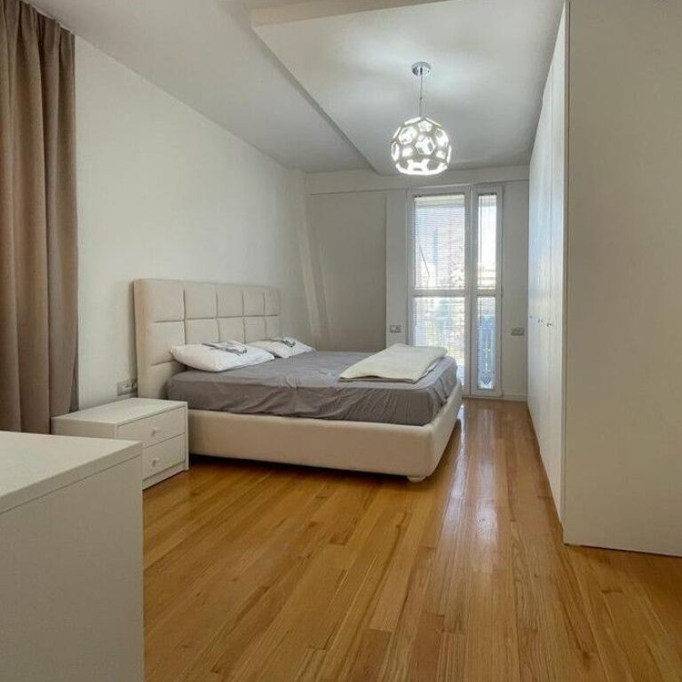 🏡✨ Jepet me Qira Apartament Premium 3+1+2 – Ambasador 2 | Pranë Liqeni Artificial i Tiranës ✨🏡