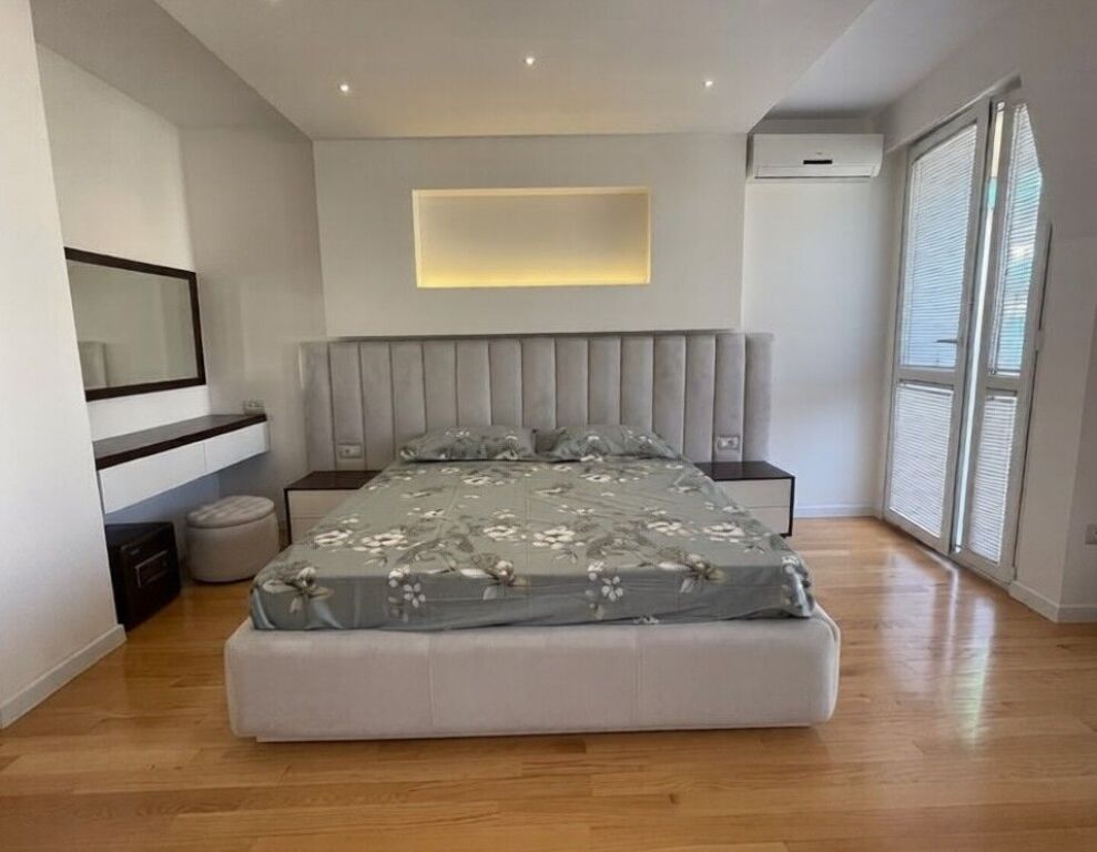 📌Jepet me qira apartament 3+1+2 tek Ambasador 2, pranë Liqenit Artificial
