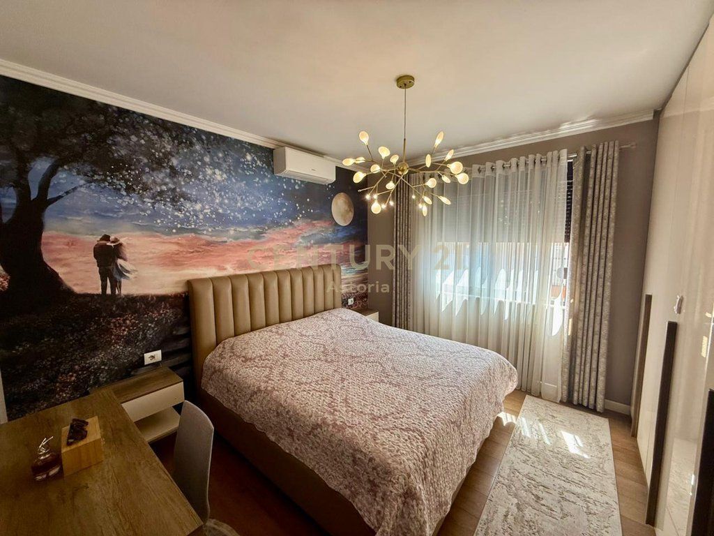 APARTMENT FOR SALE 2+1+2 IN THE "PANORAMA" COMPLEX