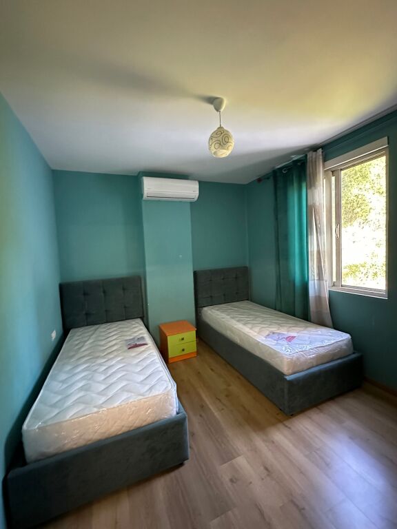 Apartament -Per qera