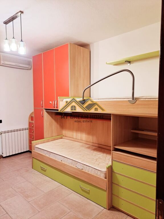 Apartament i Bollshëm 2+1 për Qira në Vollga, Durrës!