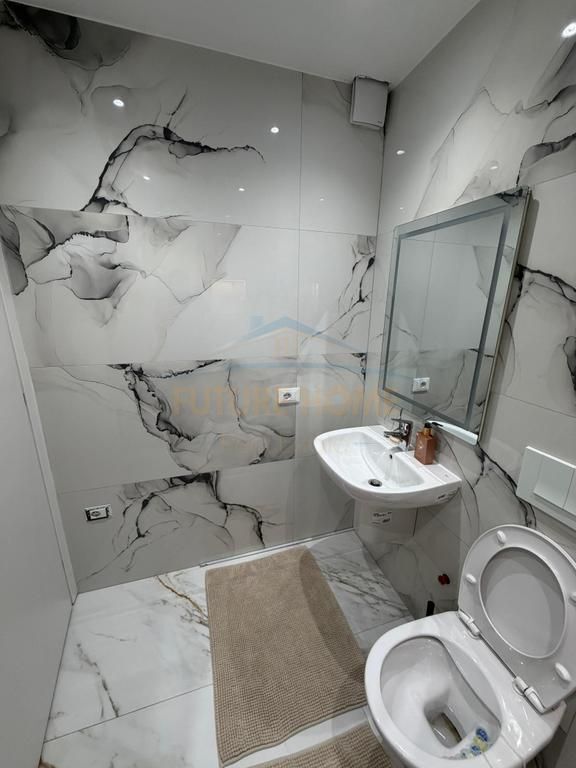 Qera, Apartament 1+1+Post parkimi, Rruga e Dibrës, Tiranë. 500 €