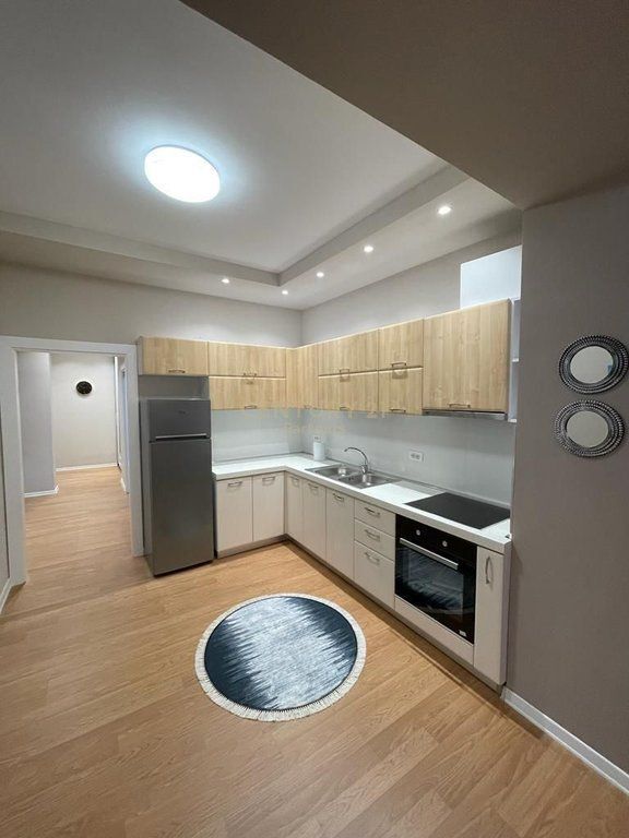 Shitet Apartament 2+1 tek Golden Park, Rruga e Kavajës – Tiranë