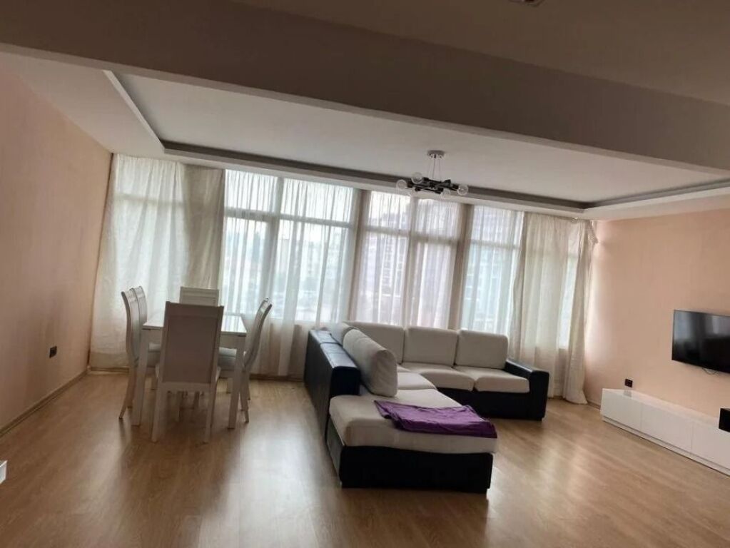 🏢Laprake,jepet me qera apartament 2+1,i mobiluar 65,000 Leke