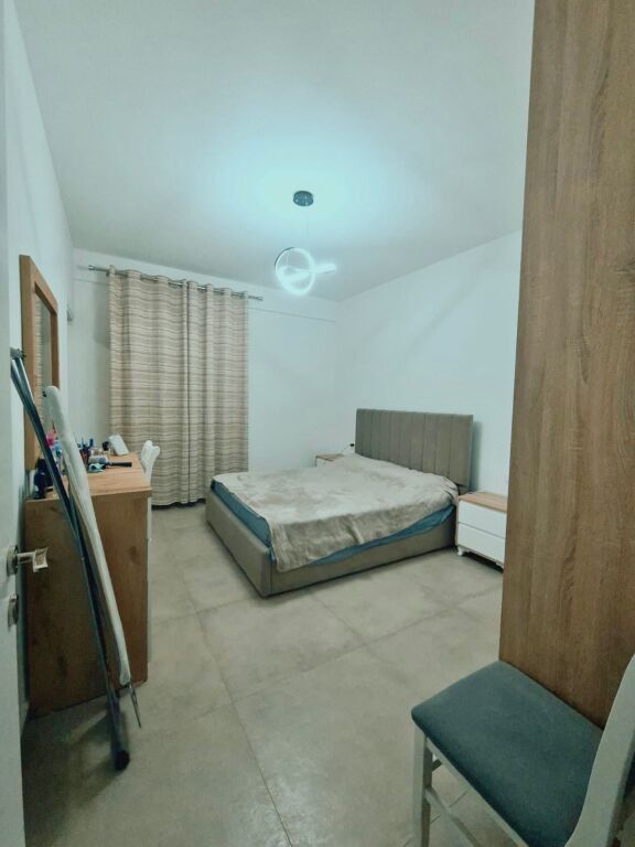 🏢Rruga e Dibres,Kompleksi Arlis jepet me qera apartament 2+1+2 i mobiluar.65,000 Leke