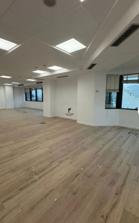 ZYRE ME QERA 230 M2 QENDER 510.000 LEKE  FH-73653