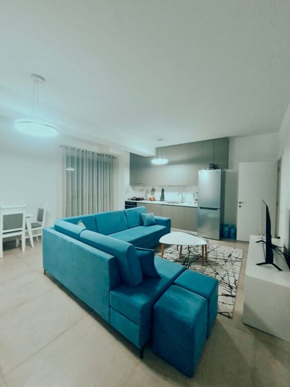 🏢Rruga e Dibres,Kompleksi Arlis jepet me qera apartament 2+1+2 i mobiluar.65,000 Leke