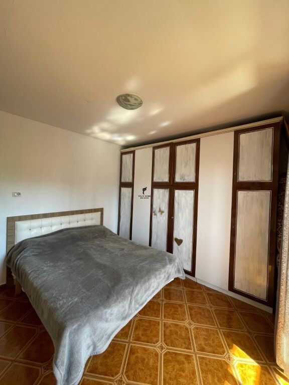 APARTAMENT ME QERA 2+1 5 MAJI 60.000 LEKE FH-73739