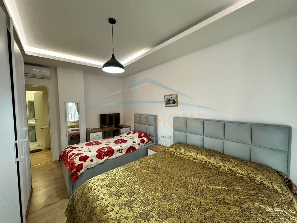Shitet apartament 2+1+post parkimi Kompleksi Vind Ali Dem