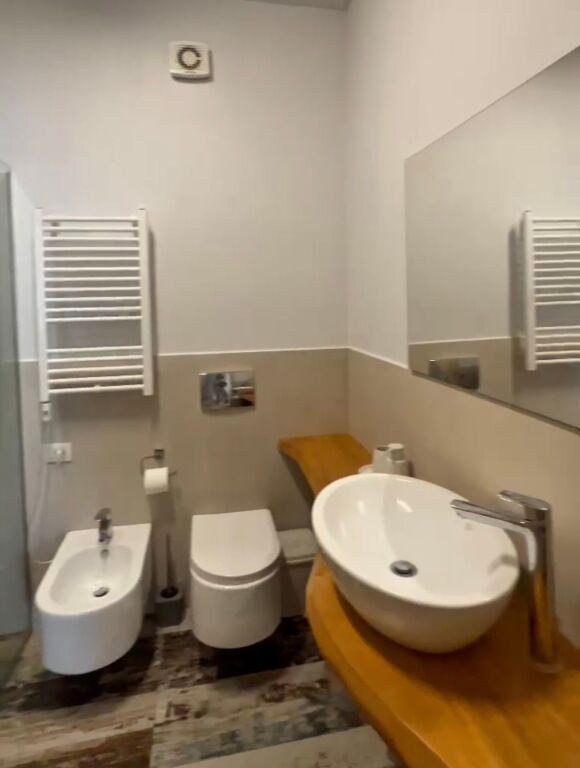 Apartament 3+1 per shitje tek Jordan Misja!