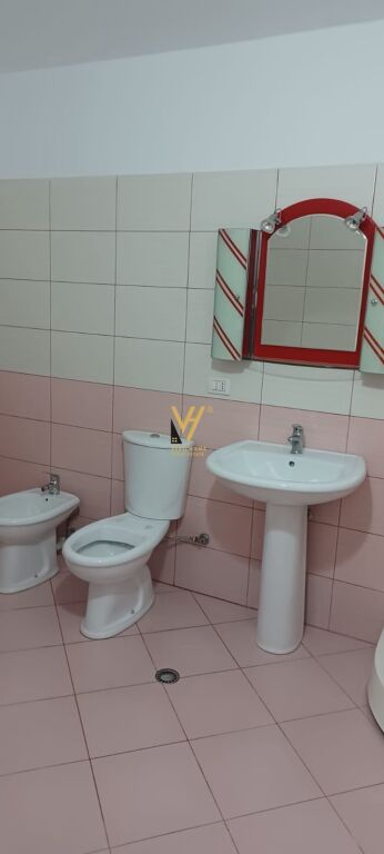 APPARTAMENTO 2+1+BLK IN AFFITTO A FRESKU 40.000 LEKE