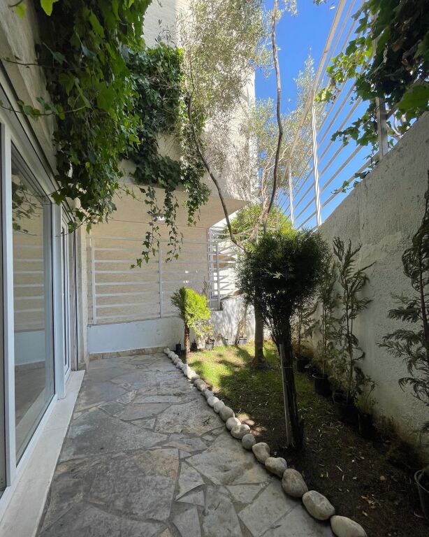 Apartament 1+1 me oborr tek Rezidenca Kodra e Diellit 1 (zgjatimi)!
