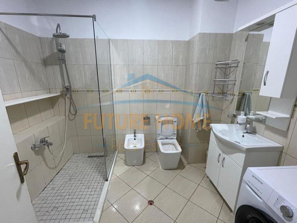Shitet, Apartament 2+1+2, Kodra Diellit, Tiranë.