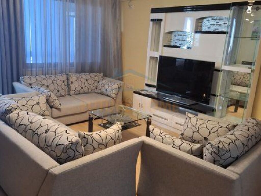 Shitet, Apartament 2+1, Yzberisht