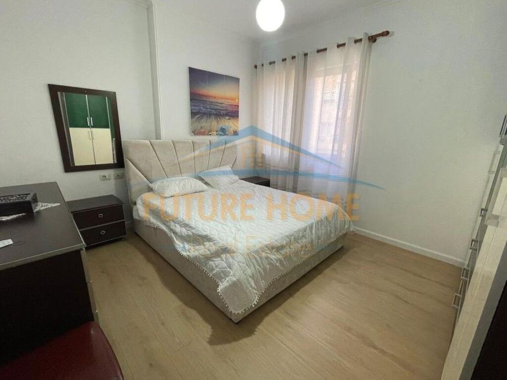 Shitet, Apartament 2+1+2, Kodra Diellit, Tiranë.