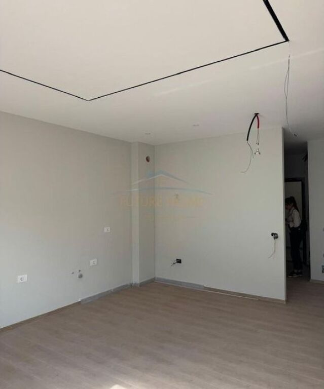 For sale, apartment 1+1, 5 Maji, Tirana.