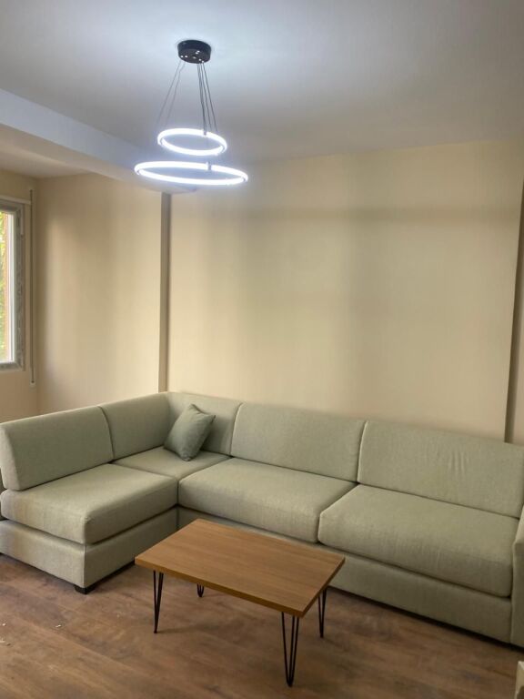 Rent | Apartament 1 + 1 | Rruga 5 Maji | 450 €/month