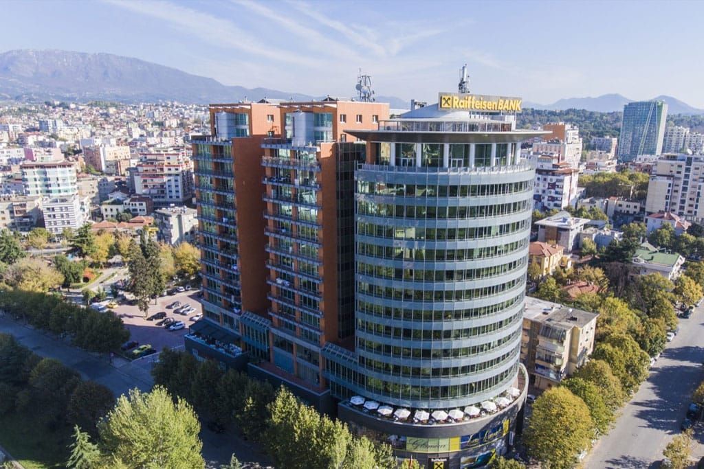 OFFICE SPACE 305M2 FOR RENT IN CENTER