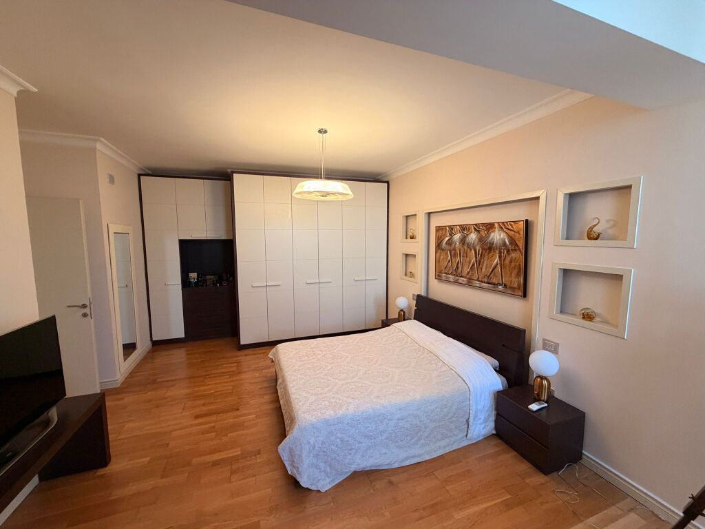 APARTAMENT 2+1, ME QIRA‼️ 📍 QENDRA KRISTAL, KOMUNA E PARISIT