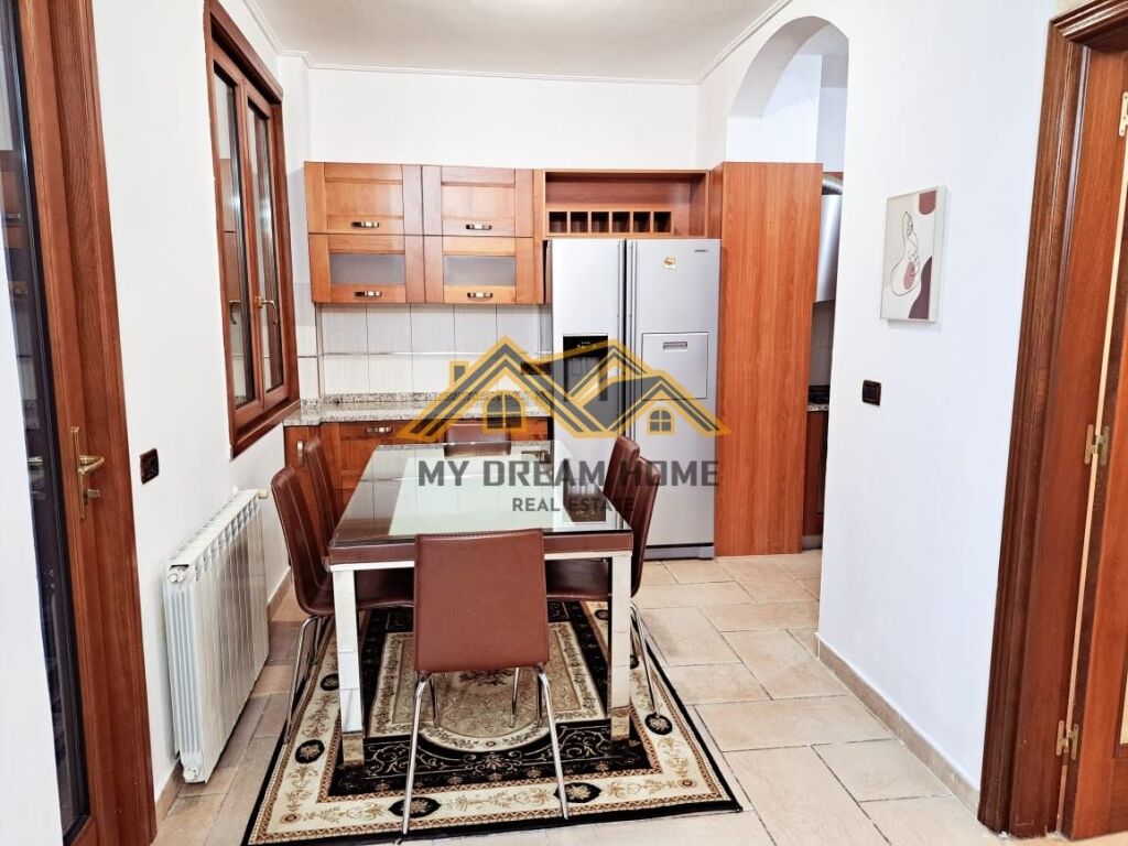 Apartament i Bollshëm 2+1 për Qira në Vollga, Durrës!