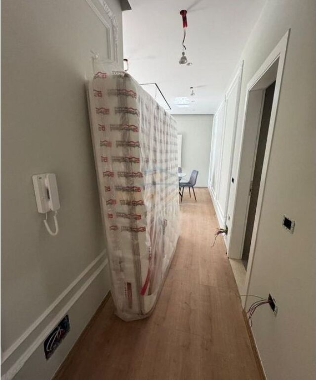 For sale, 2+1 Apartment, 5 Maji, Tirane.