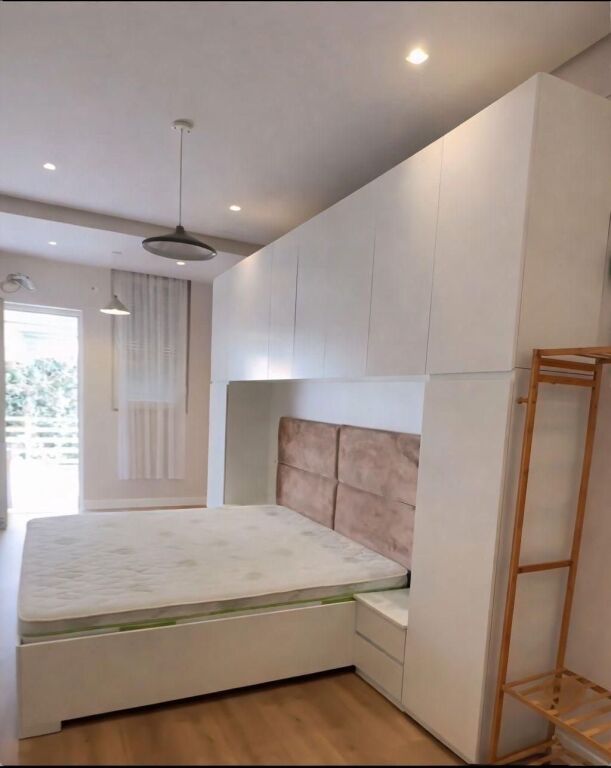 Apartament 1+1 per qera Liqeni i Thate !