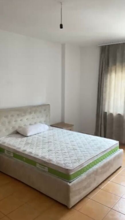 Apartament 2+1 me qera prane Square 21