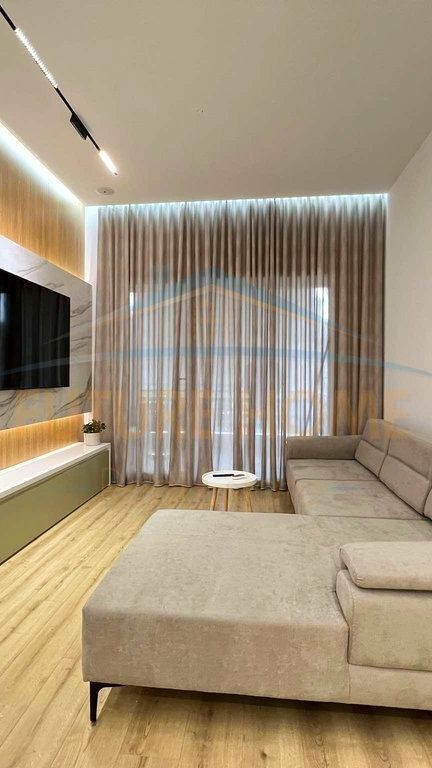Rent, Apartment 2+1+2+Parking Spot, Botanical Garden, Tirana