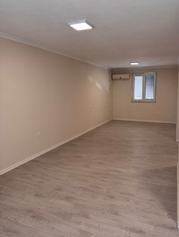 📌Office 1+1 for Rent near 21 December