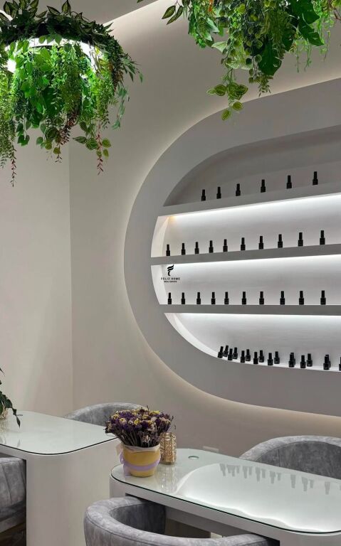 SHOP FOR RENT 50 M2 ASTIR 60,000 LEKE FH-73609