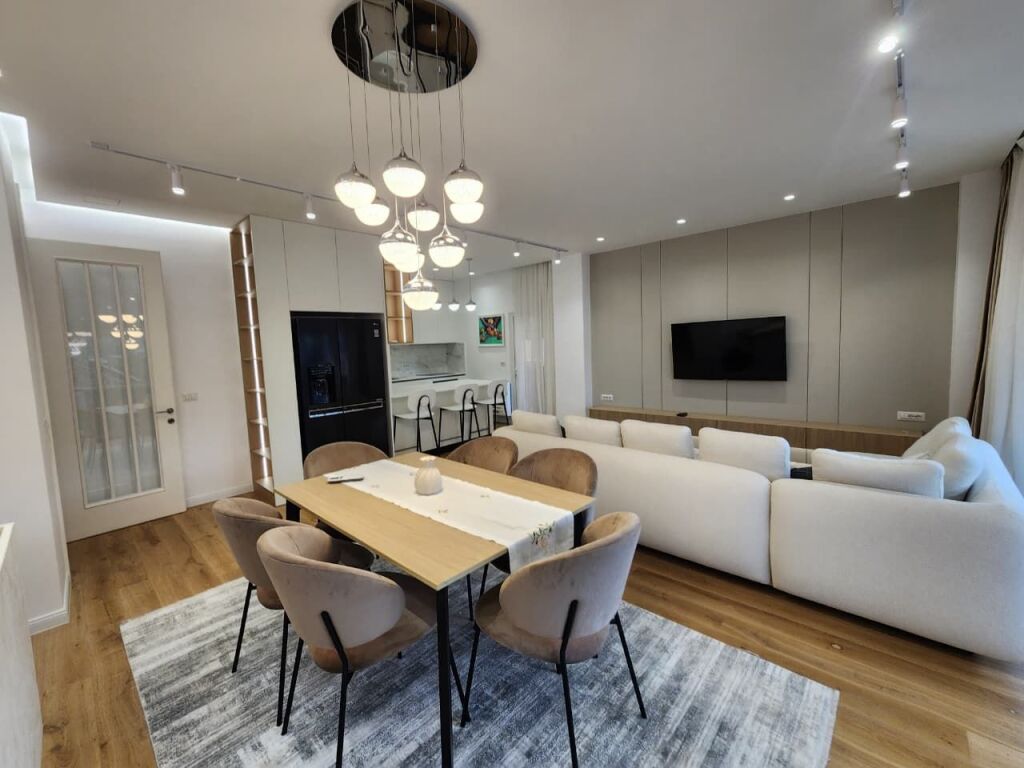 For Rent: Apartment 2+1+2 Bathrooms &amp; 3 Balconies (+1 Parking Space) 📍Liqeni i Thatë / Radisson (135m²) 🔥🔥 Super Modern | First Time for Rent ❤️ | €1,500/Month