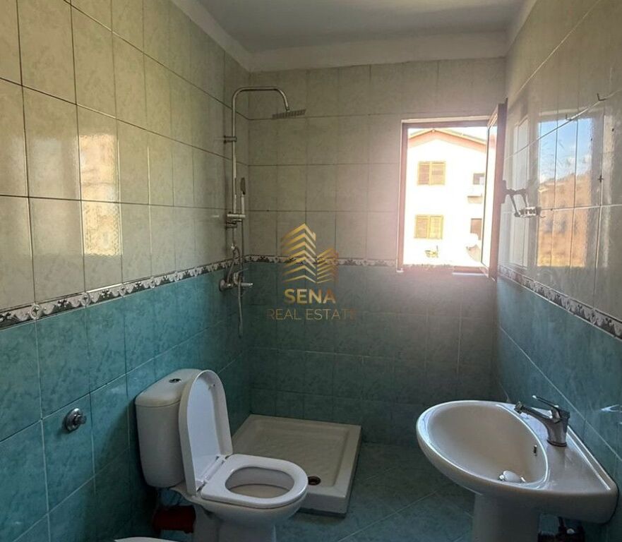 Affitto,Appartamento 1+1+blocco, VUOTO, Mercato Nuovo, 400 Euro /Mese