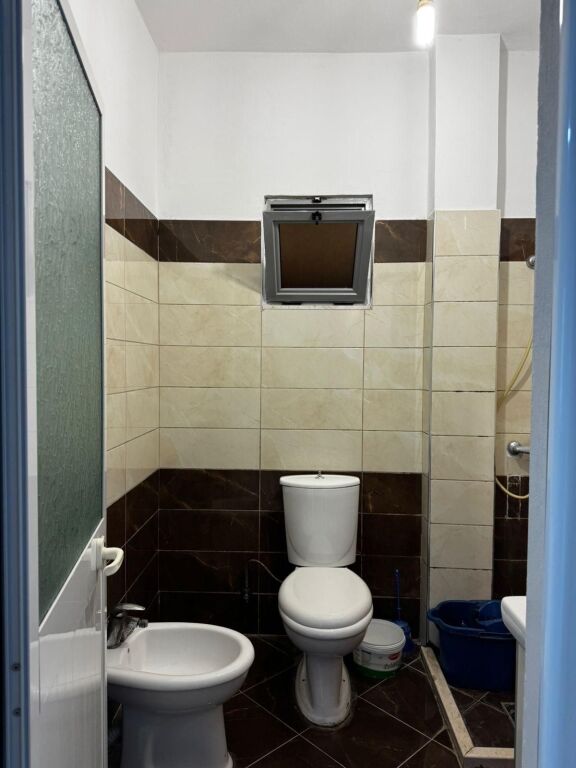 Rent | Shtëpi private 1 + 1 | Kthesa e Kamzes | 330 €/month