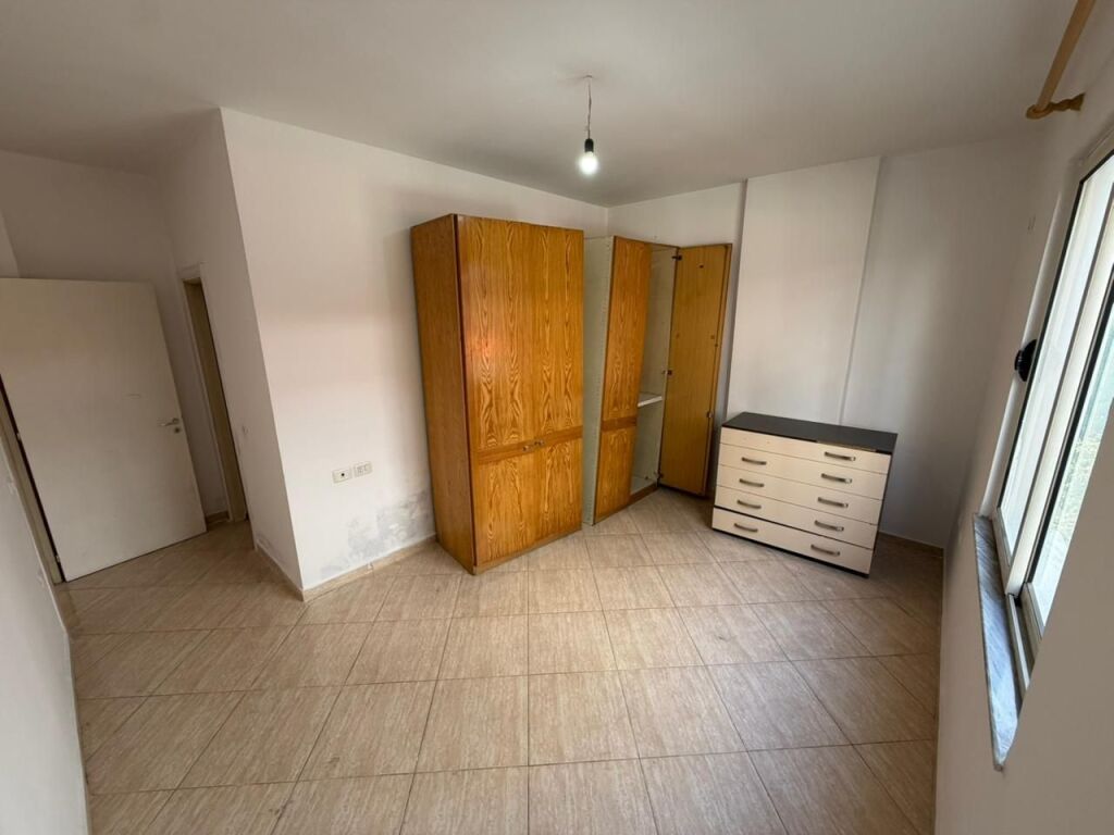 🏡 Appartamento 2+1+2 in Vendita 📍 Yzberisht, vicino a KMY, Complesso ET88💶 Prezzo: 145 Milioni Lek