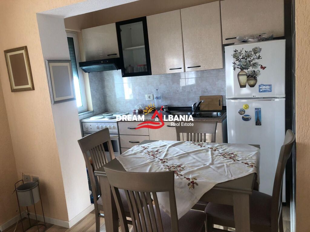 Apartament 1+1 me qera ne Rrugen Kongresi I Manastirit ne Tirane (ID 4219346)