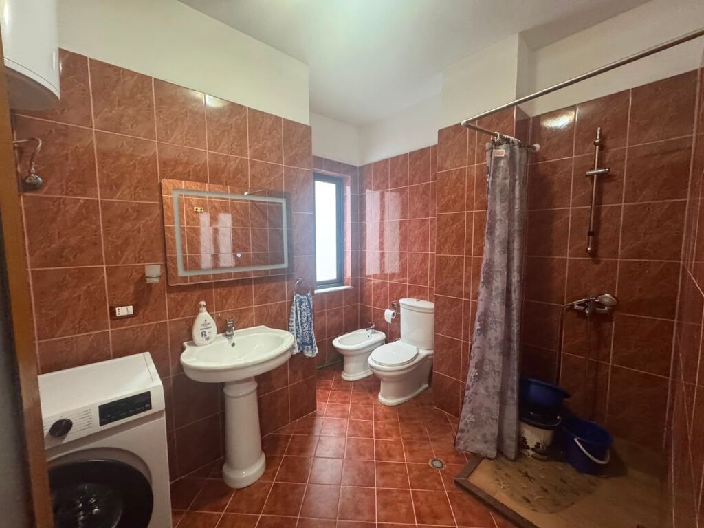VENDESI APPARTAMENTO 2+1 YZBERISHT, VICINO A NELA 6