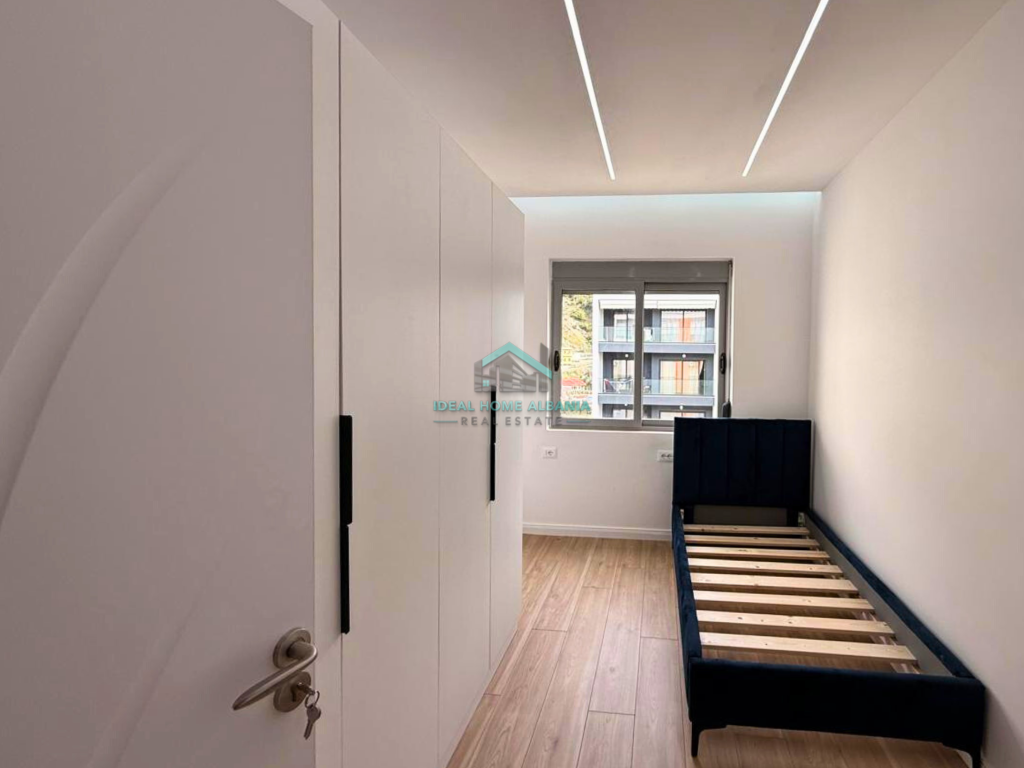 Apartment 2+1+2 for Sale – Lungomare, Vlorë