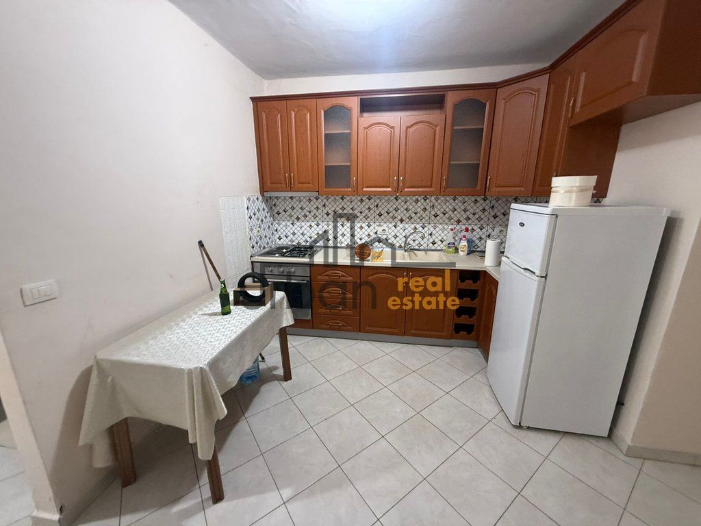 Qera, Apartament 1+1, Misto Mame, Tiranë - 30.000 Lekë | 65 m²