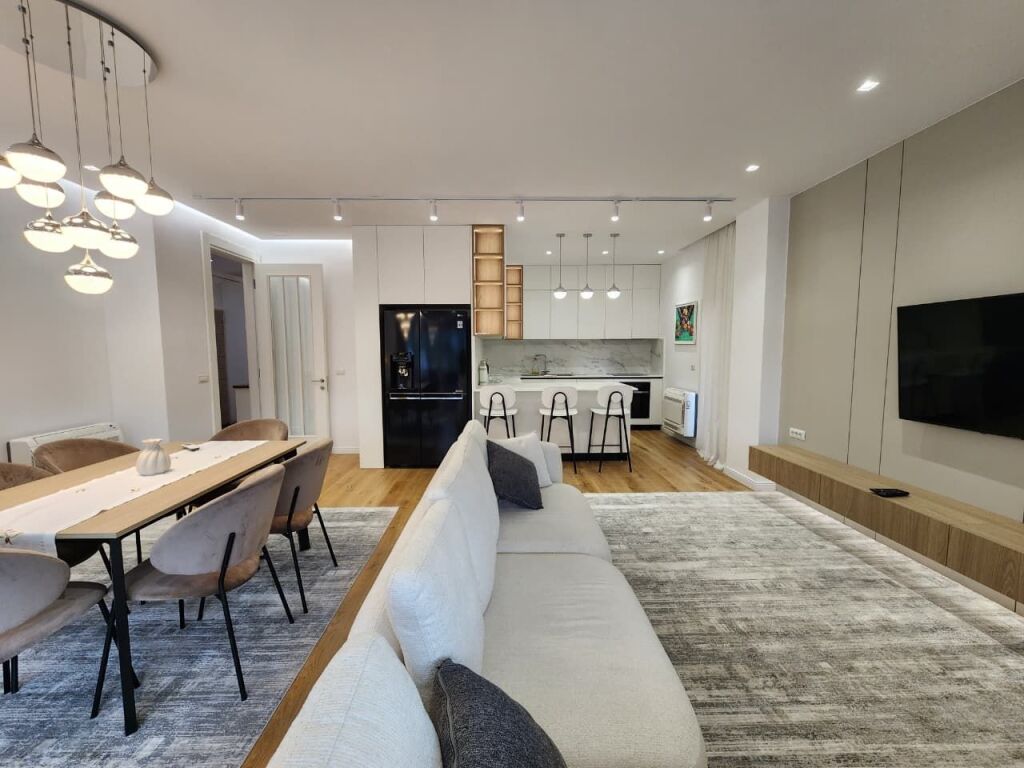 For Rent: Apartment 2+1+2 Bathrooms &amp; 3 Balconies (+1 Parking Space) 📍Liqeni i Thatë / Radisson (135m²) 🔥🔥 Super Modern | First Time for Rent ❤️ | €1,500/Month