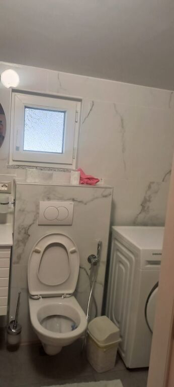 Jepet Apartament me qera