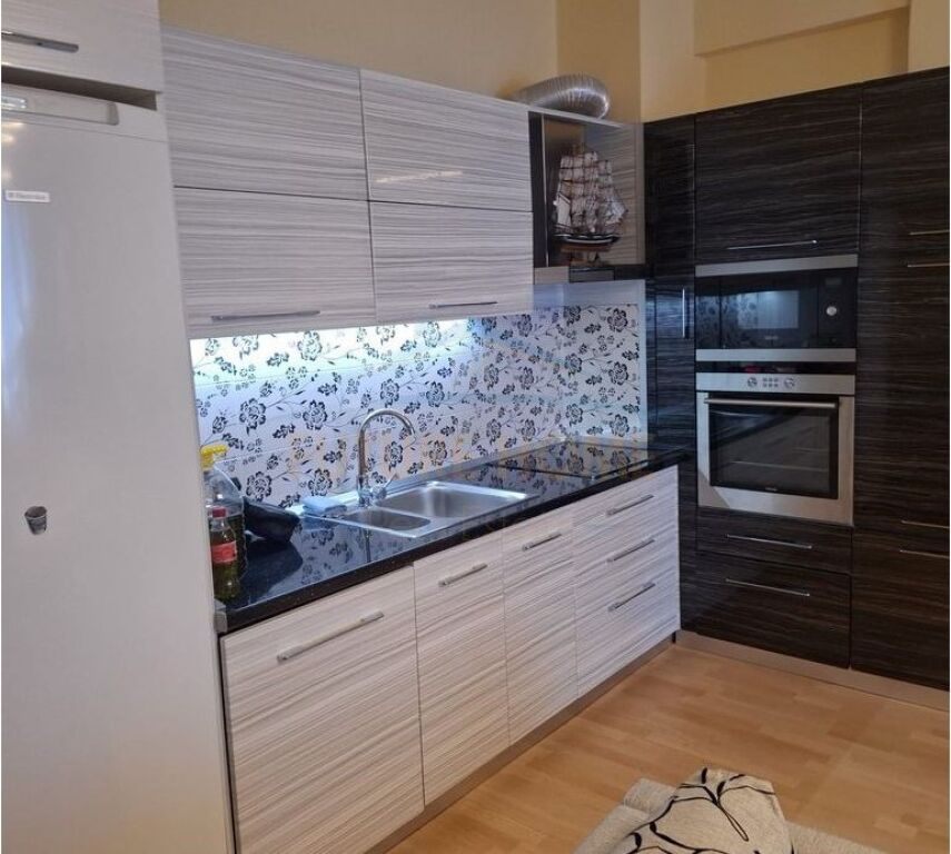 In vendita, Appartamento 2+1, Yzberisht