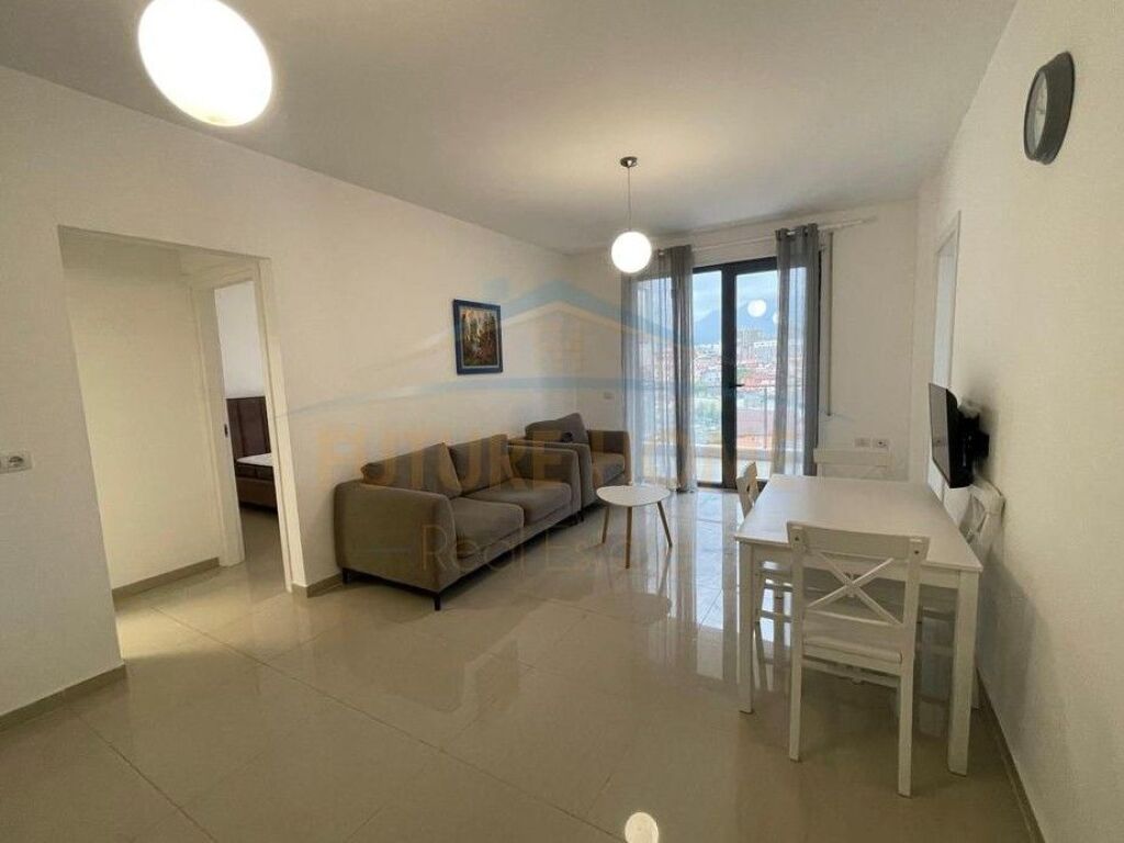 In vendita, Appartamento 2+1, "Residenca Alba", 21 Dhjetori.