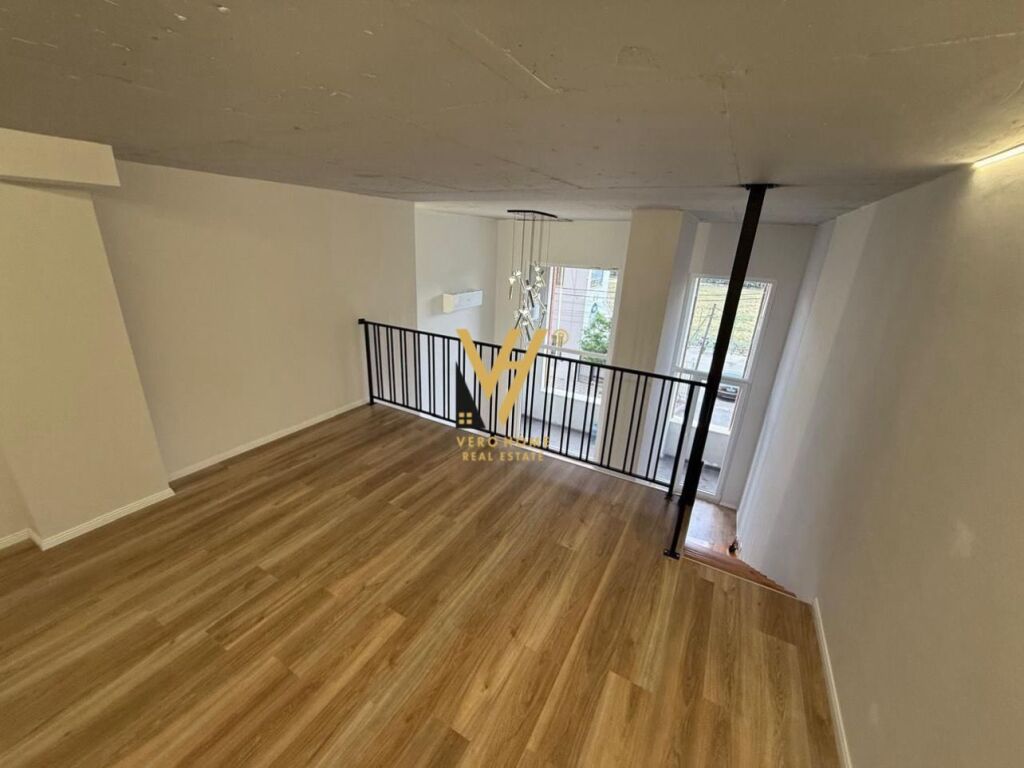 OFFICE 60 M2 DUPLEX FOR RENT AT GOLDEN PARK 3, 450 EURO