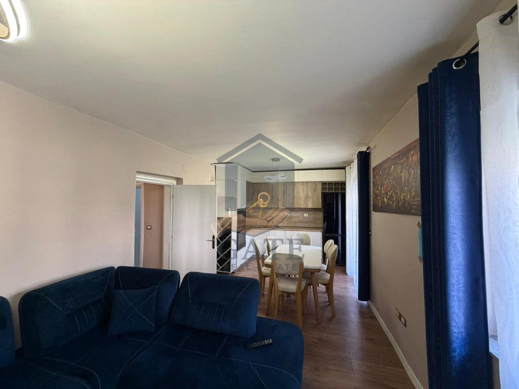 Shitet, Apartament 2+1+2,Muzeumi, Durres