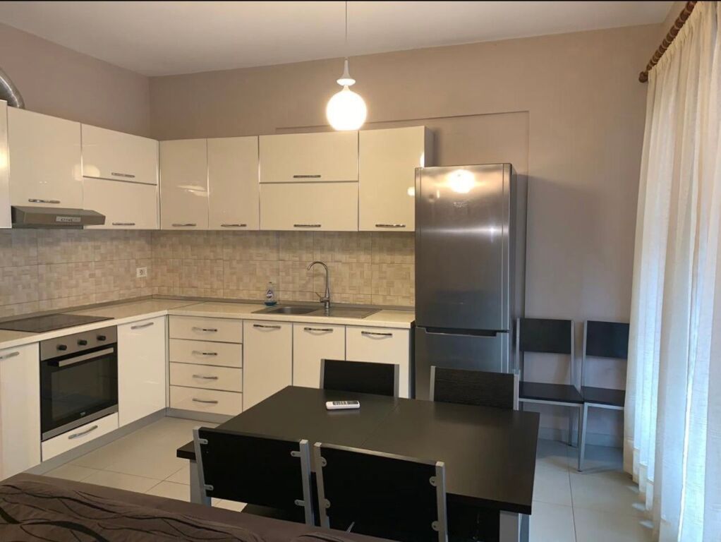 Apartament 2+1 per qera te Delijorgji